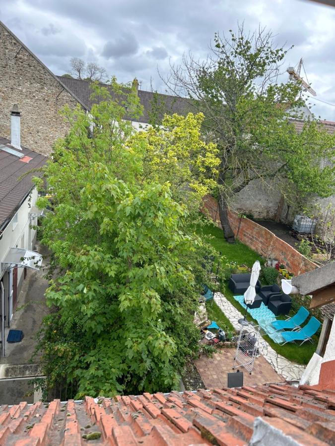 F3 Au Grenier D'Une Maison Massy  Exterior foto